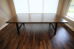The Jayce Farm Table